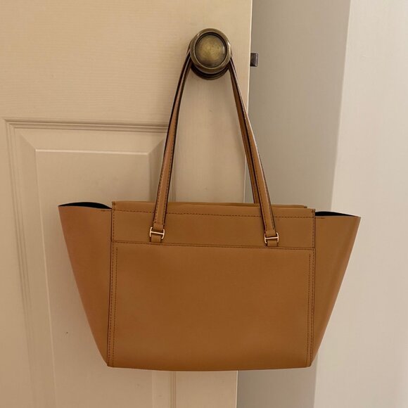 Tory Burch Parker Leather Tote - Picture 2 of 8